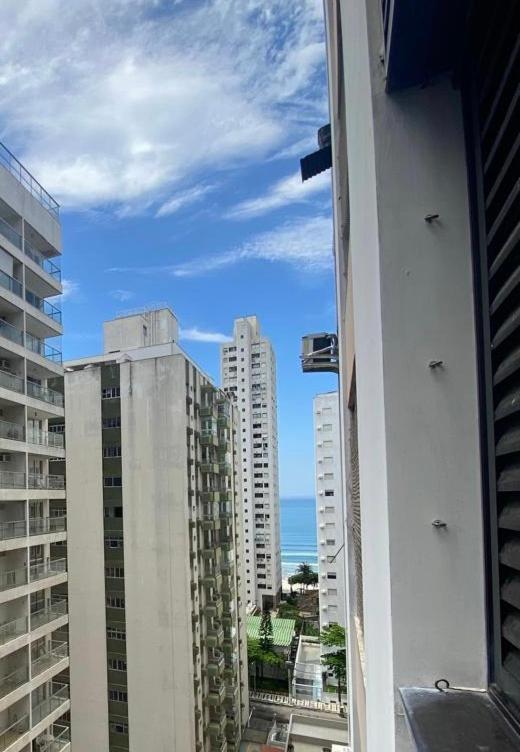 2 Dorm L Piscina L Sauna L Garagem L 200M Da Praia Das Pitangueiras Guarujá Exterior photo